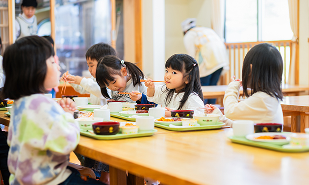 給食